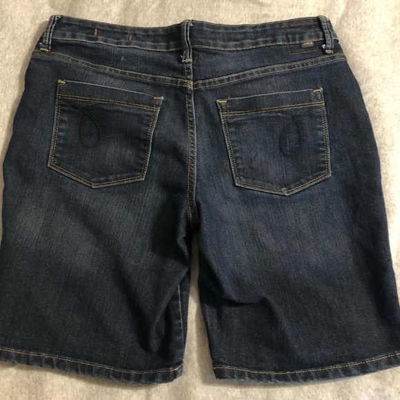 JAG Jeans Dark Wash Bermuda Jean Shorts - Picture 2 of 4